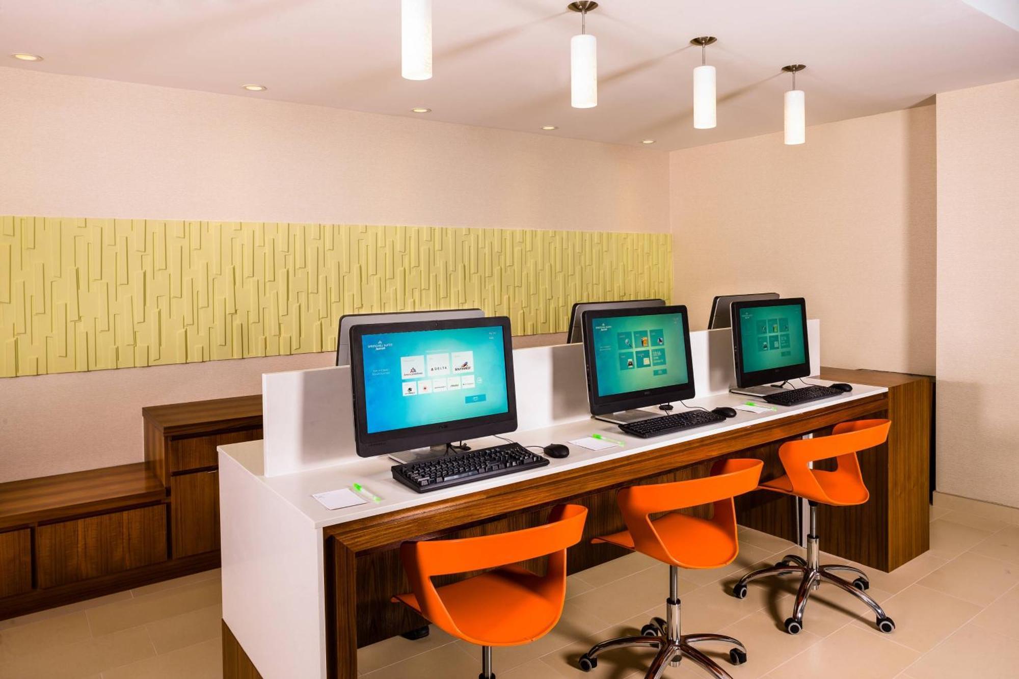 Springhill Suites By Marriott New York Laguardia Airport Eksteriør billede