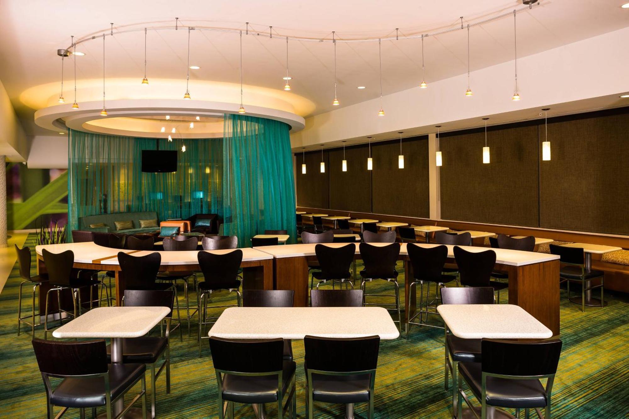 Springhill Suites By Marriott New York Laguardia Airport Eksteriør billede
