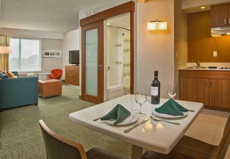 Springhill Suites By Marriott New York Laguardia Airport Eksteriør billede
